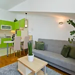 Luce Mediterranean Apartment's Daire