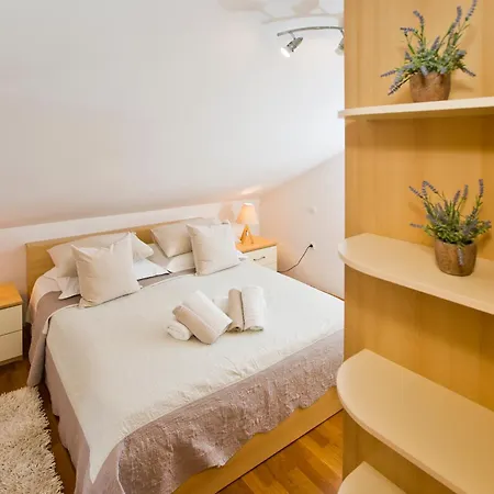 Luce Mediterranean Apartment's Daire Hvar Town