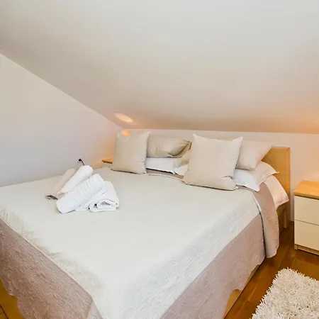 Luce Mediterranean Apartment's דירה