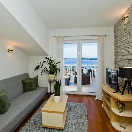 Luce Mediterranean Apartment's חוואר