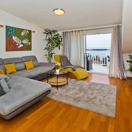 Luce Mediterranean Apartment's *