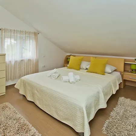 Luce Mediterranean Apartment's 아파트 *