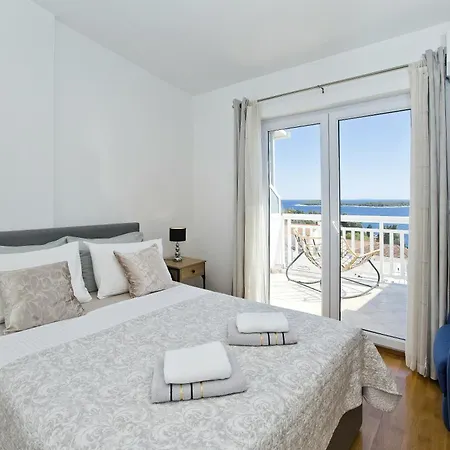 Luce Mediterranean Apartment's Apartamento Hvar Town