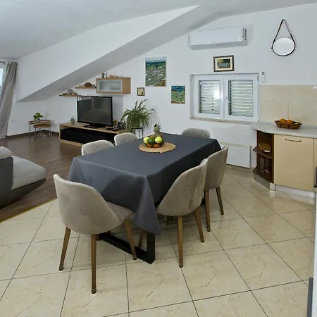 Luce Mediterranean Apartment's Apartamento Hvar Town
