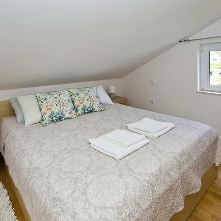 Luce Mediterranean Apartment's Apartamento Hvar Town