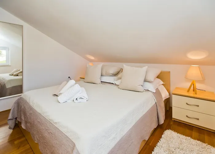 Luce Mediterranean Apartment's 아파트