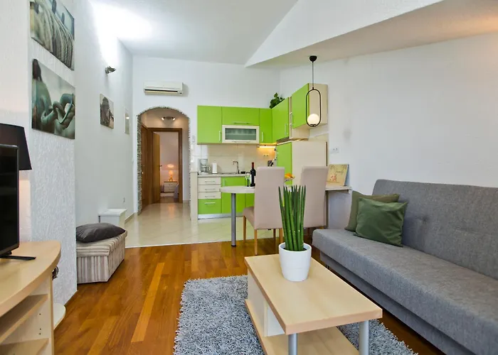 Luce Mediterranean Apartment's 아파트 *